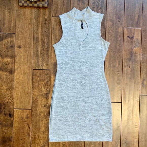SOLD π Grey Dress π¨ - Picture 1 of 4